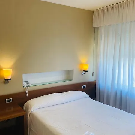 Ghironi 3* La Spezia