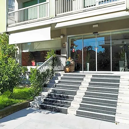 Ghironi Hotel