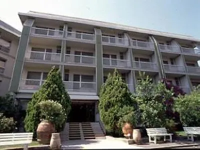 Ghironi Hotel